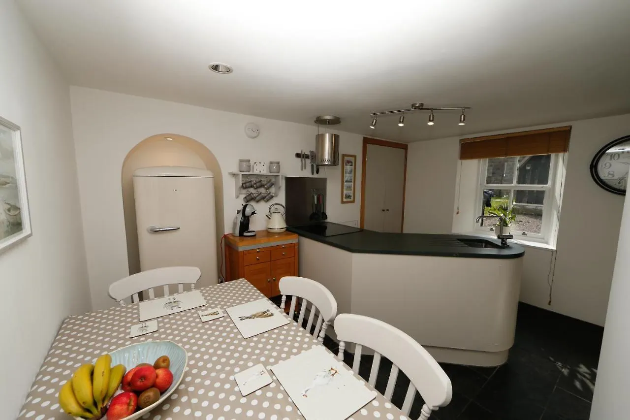 Unique 2 Bedroom Cottage In Fittie Aberdeen