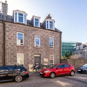 * Centre * Unique Space * Aberdeen