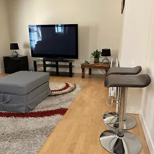 2 Bed Centre Executive Aberdeen